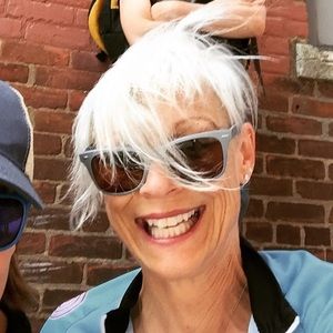 Meet your Posher, Lesli